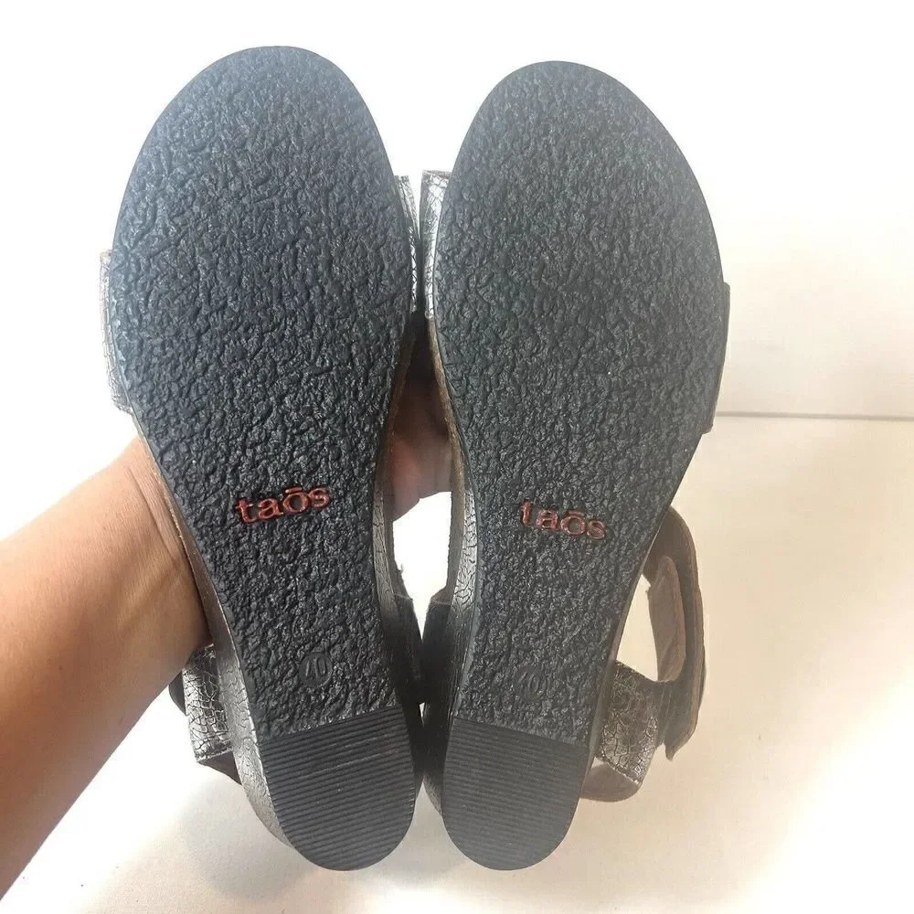 Taos Womens metallic Gray Leather Wedge Sandals EU 40 US 9.5 Sling Back Open Toe